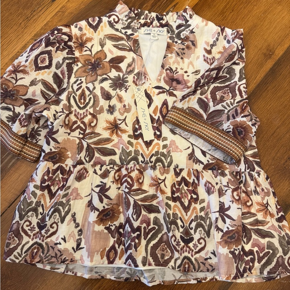 NWT She + Sky Floral Flowy Boho Top